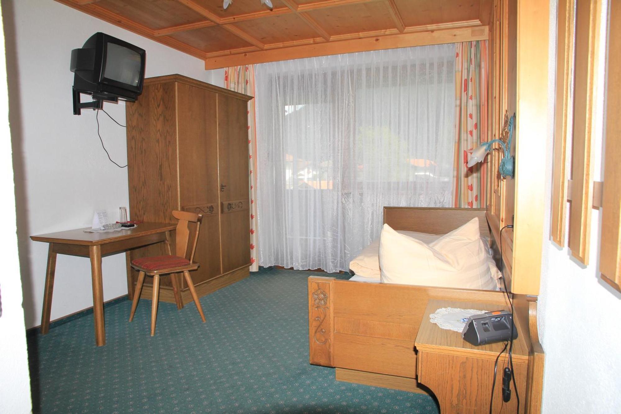 佩特诺伊阿尔贝格Berghaus Maria住宿加早餐旅馆 外观 照片